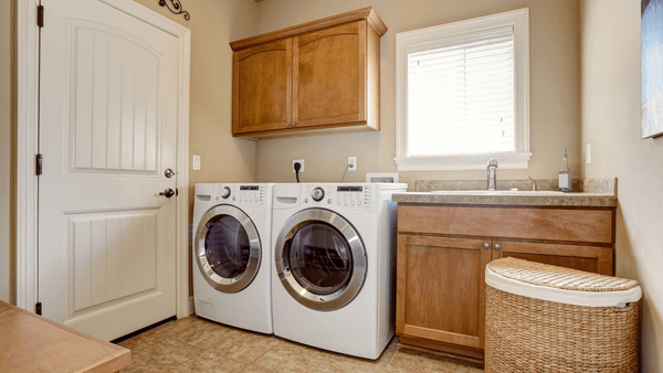 Step by Step: Selecting the Best Flooring for a Functional Laundry Room