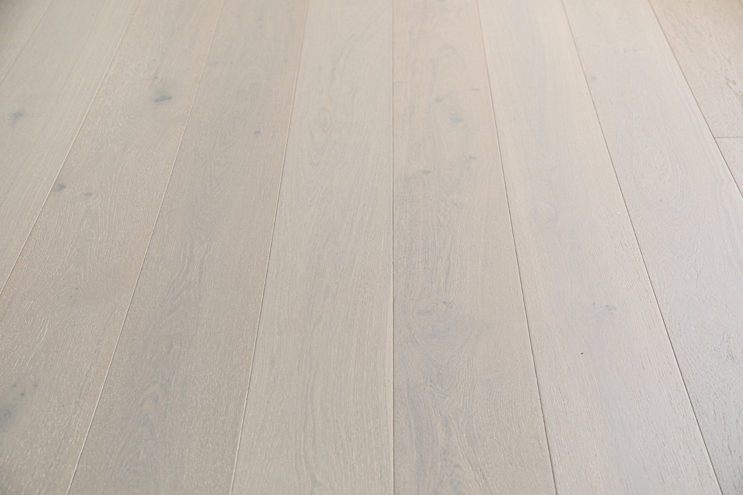VANDYCK Euro Oak Engineered Wood 74.81"x7.5"x1/2", 2mm Progettista/108 — close-up detail