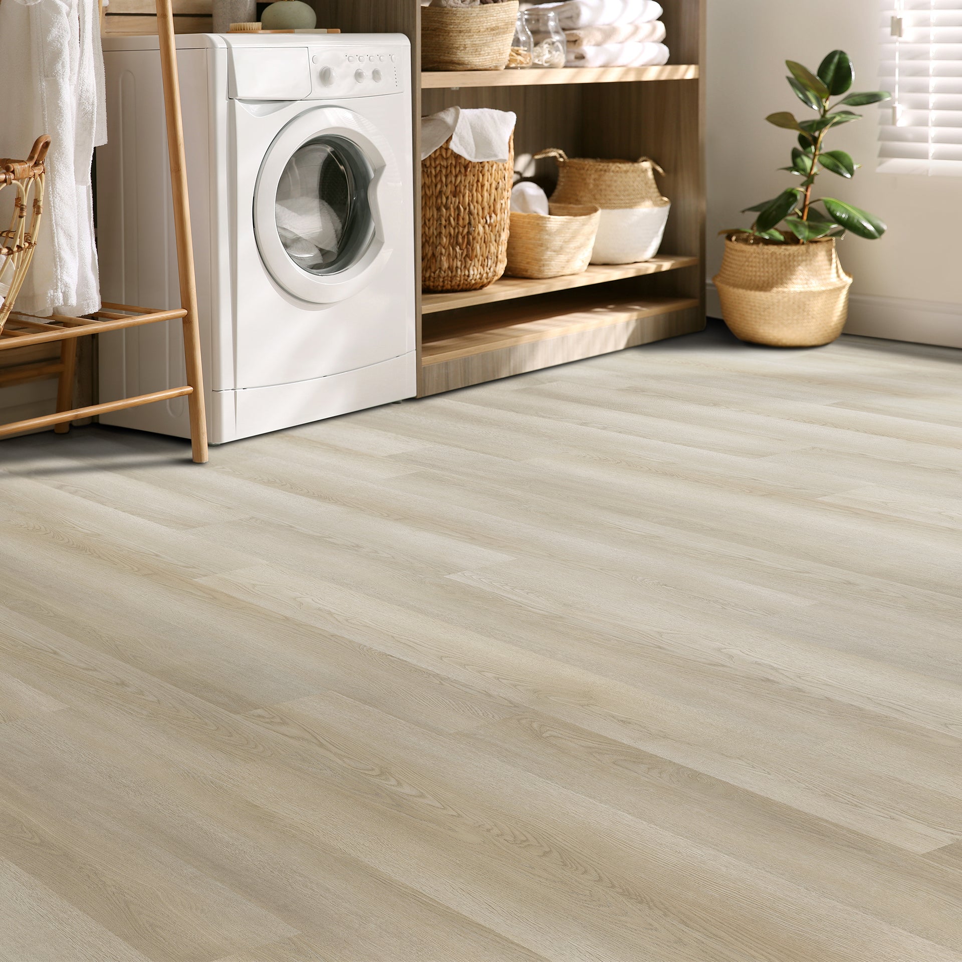 Vinyl Castle Oak, Newbury IN STUDIO