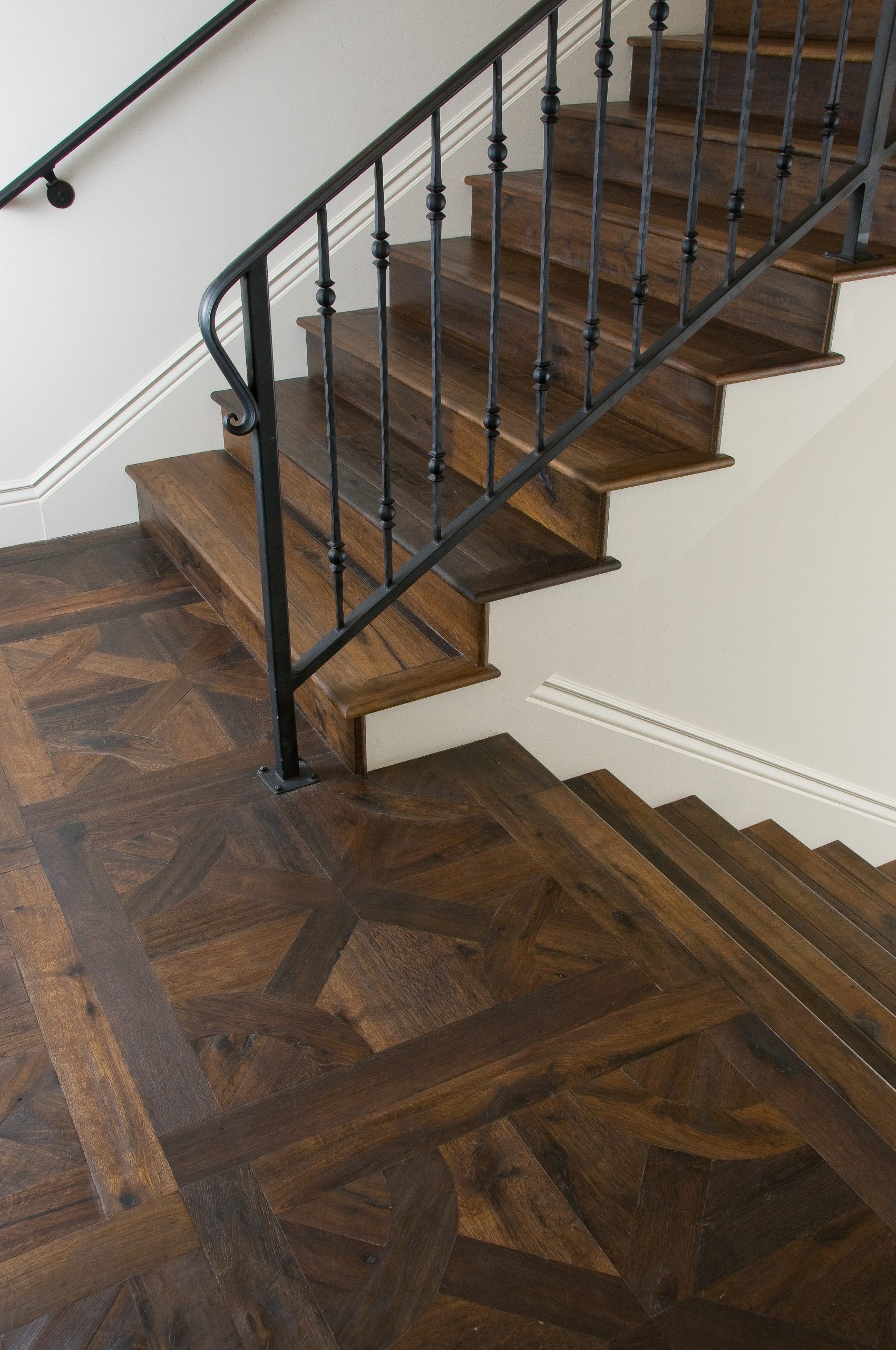 Hardwood FOUNTAINBLEU PALAIS