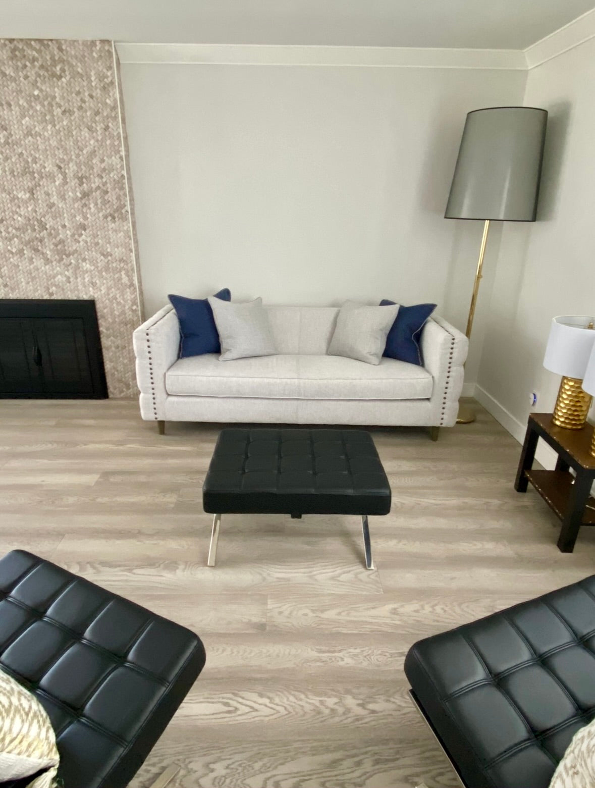 Hardwood Lief KARUNA COLLECTION