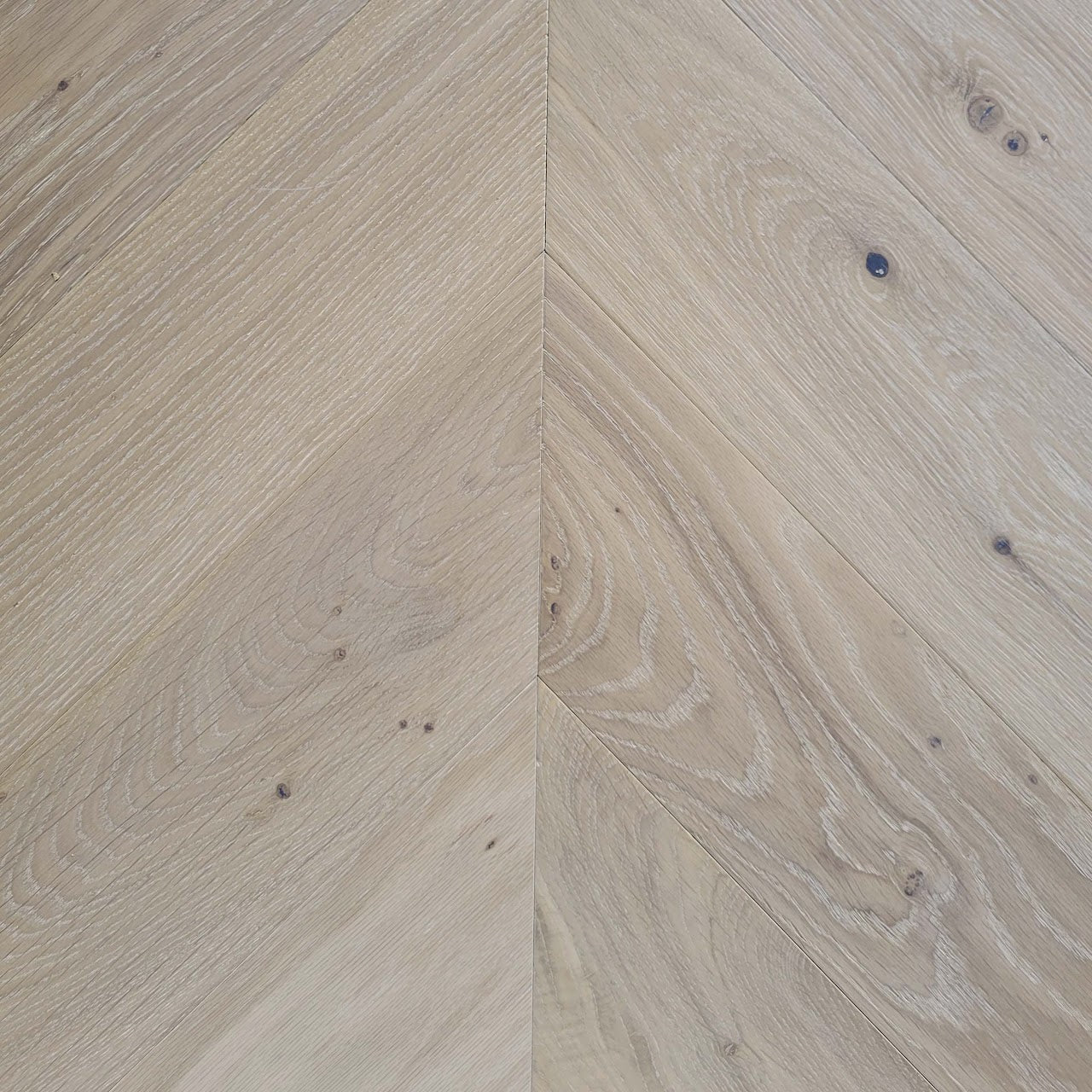 Hardwood Taupe Ma Maison 5 Chevron