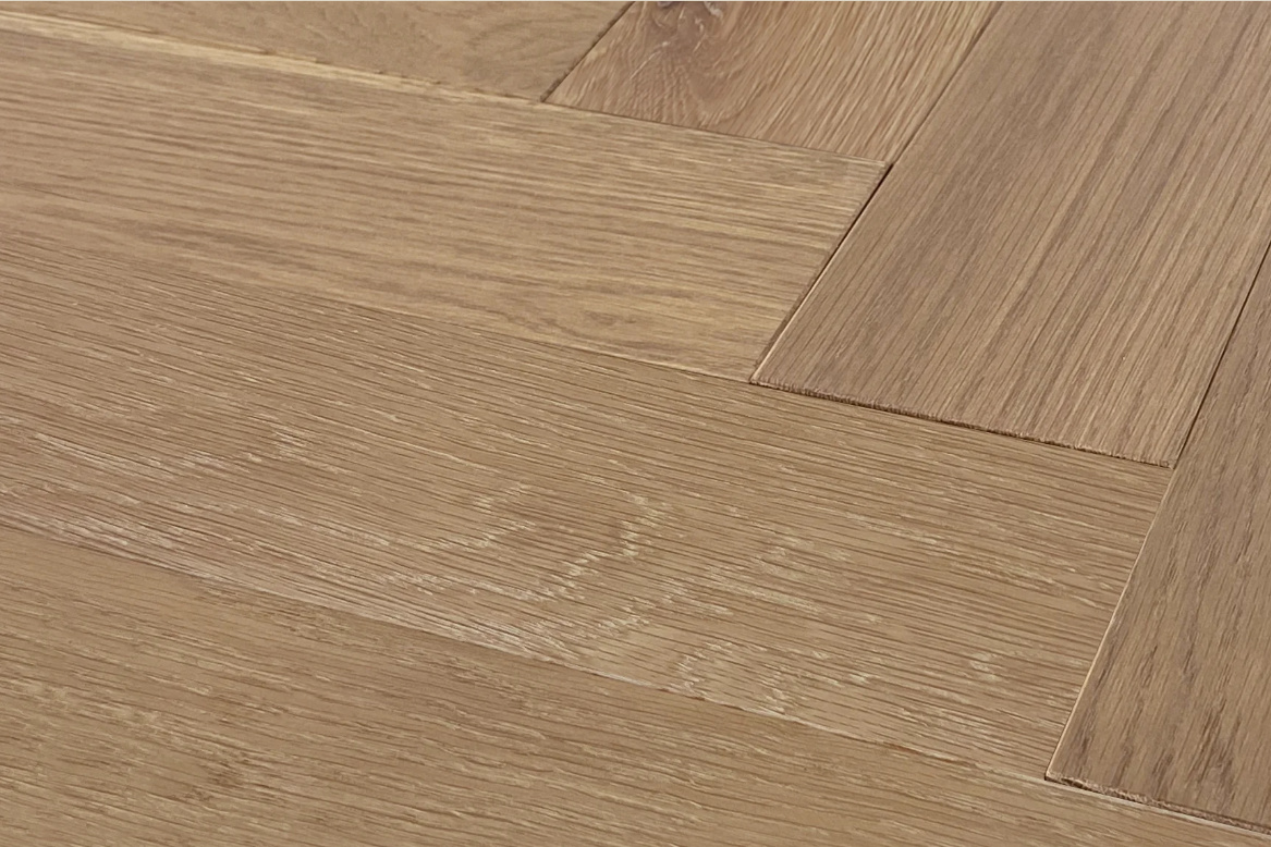 Hardwood BOLSENA Lago Collection - Herringbone