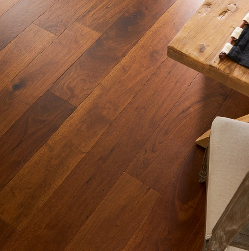 Hardwood Windsor Forest Accents 7UV