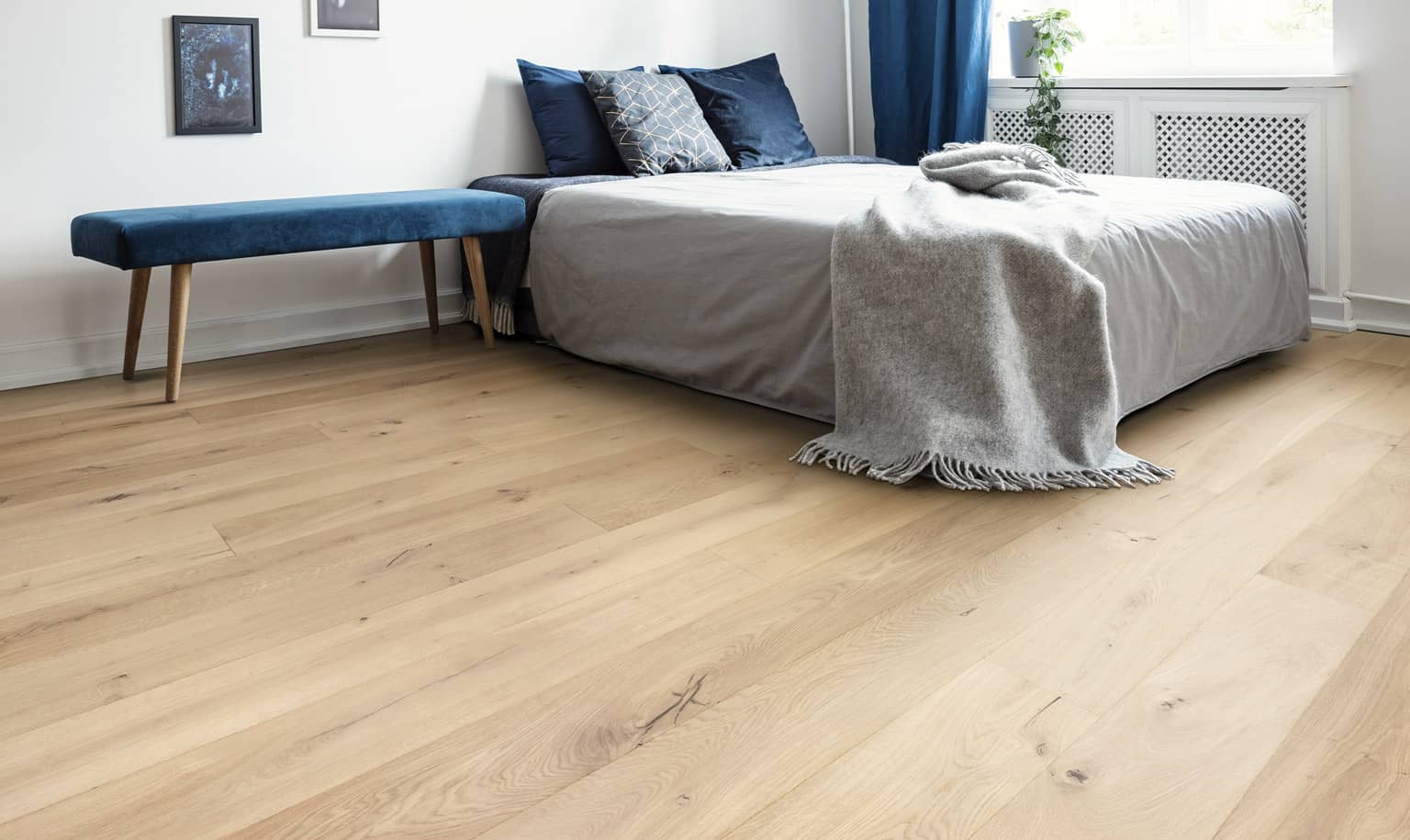 Hardwood Bellini L Aariste Collection