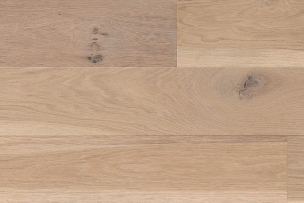 Hardwood Catherine 9/16″ x 7-1/2″ The Rivervail Collection
