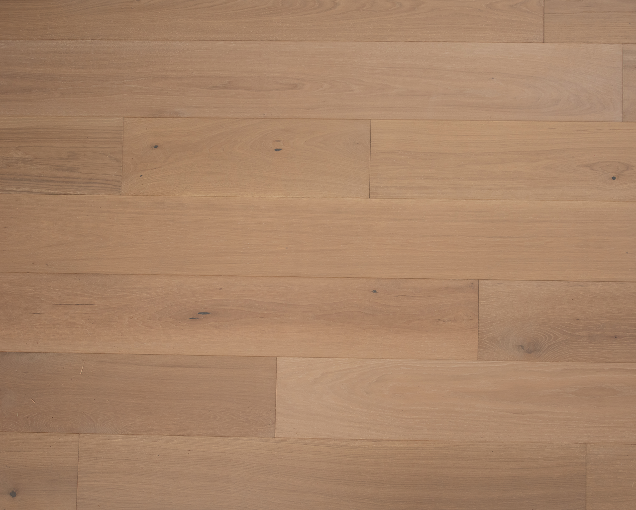 Hardwood Jenne RCWO14J7 Renaissance Collection