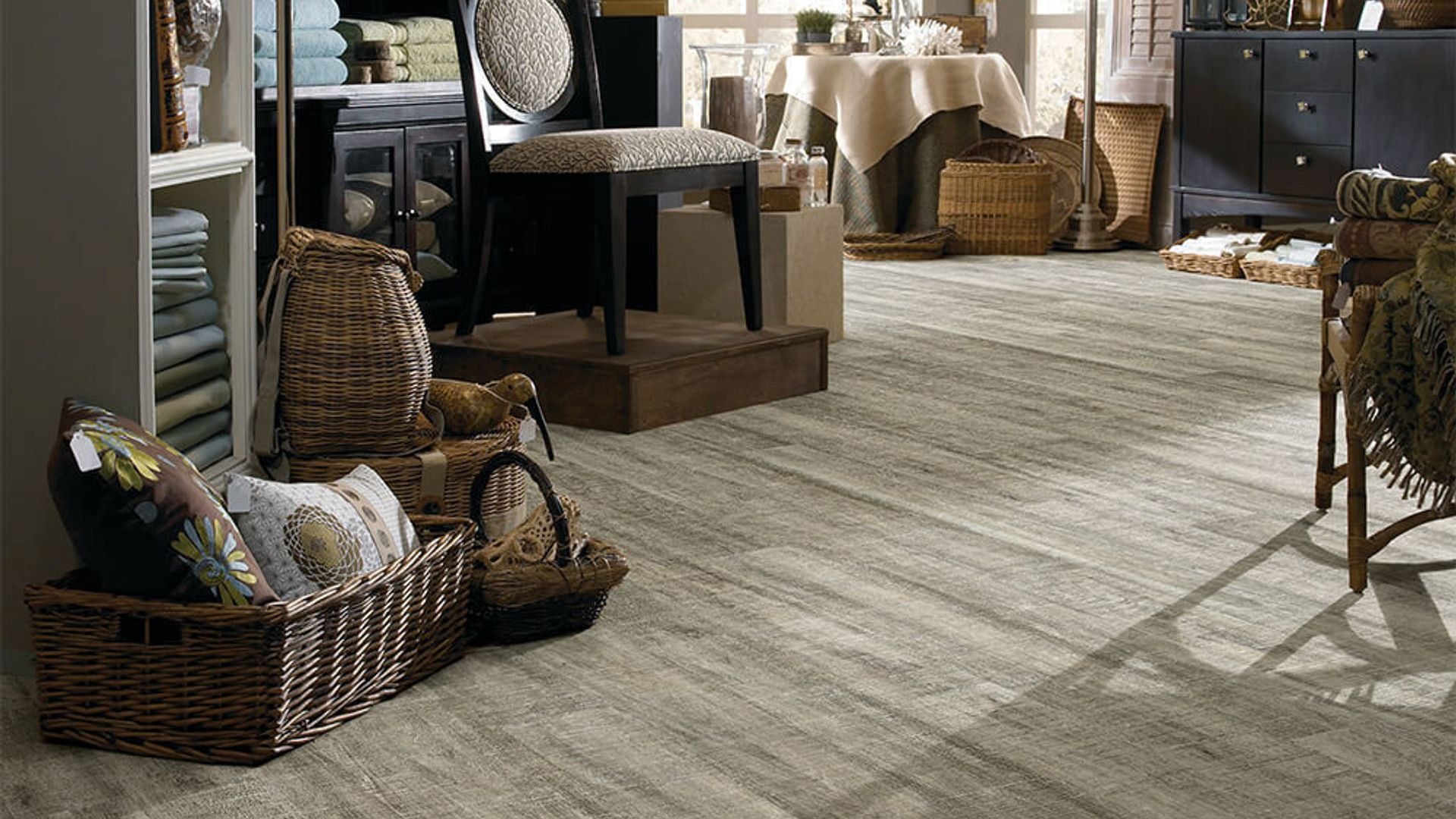 Vinyl Nantucket Oak VV024 CORETEC PLUS 7" PLANK COLLECTION
