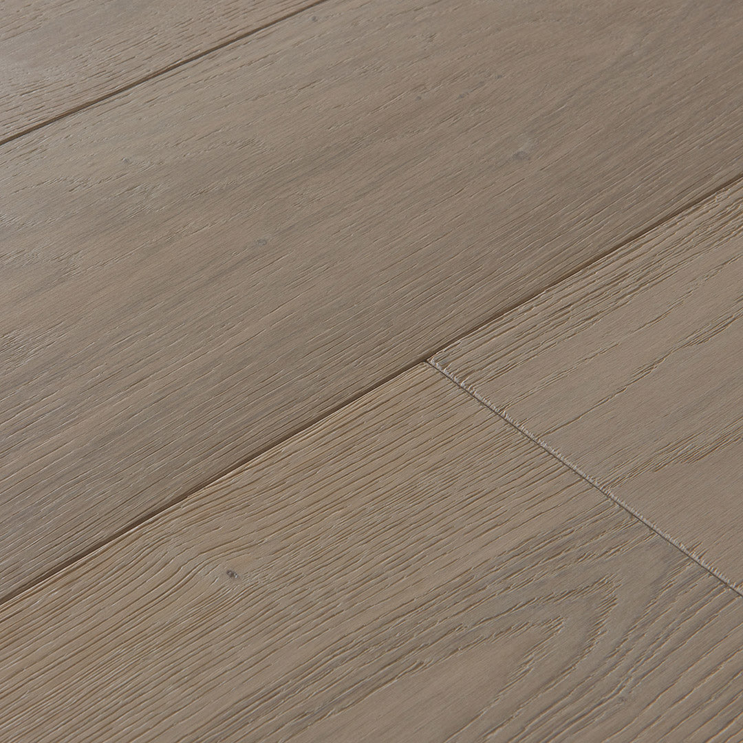 Hardwood Oak Frost EWO7F English Forest Collection