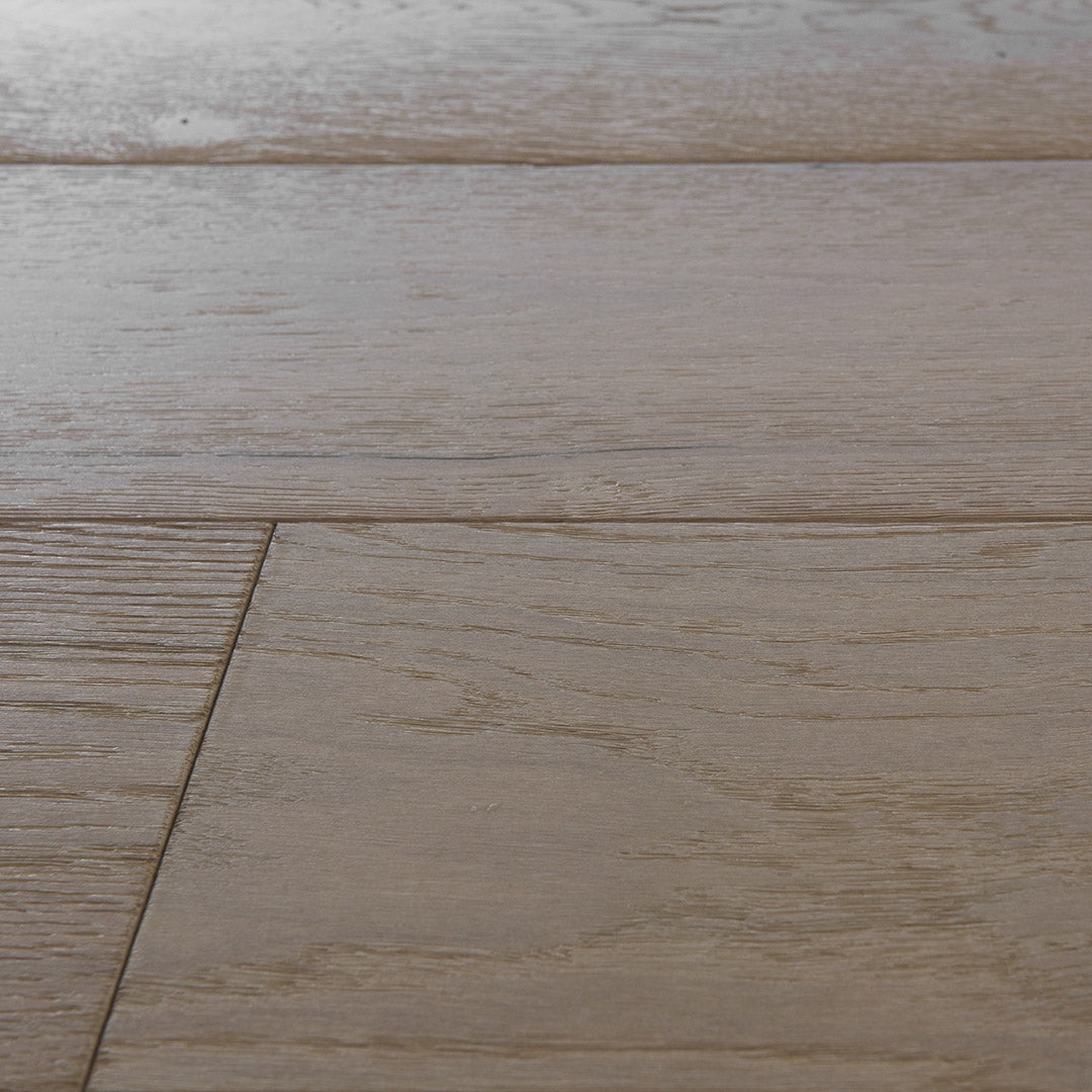 Hardwood Oak Frost EWO7F English Forest Collection