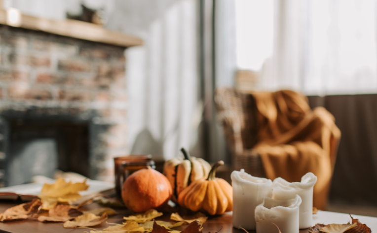 Decorate Your Home with Autumn 2022 Colors