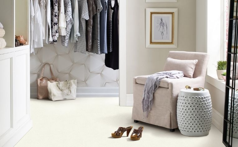 Opening the Door to New Closet Floors