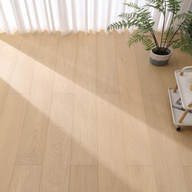 Hardwood Euro Oak Engineered Wood 74.81"x7.5"x1/2", 1.2mm Vita/605