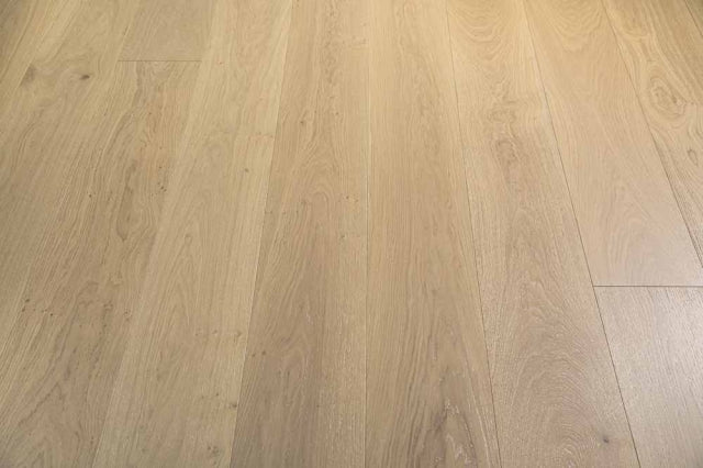 Hardwood Euro Oak Engineered Wood 86.61" x 10.24" x 5/8", 4mm (Excimer System) Stella/816