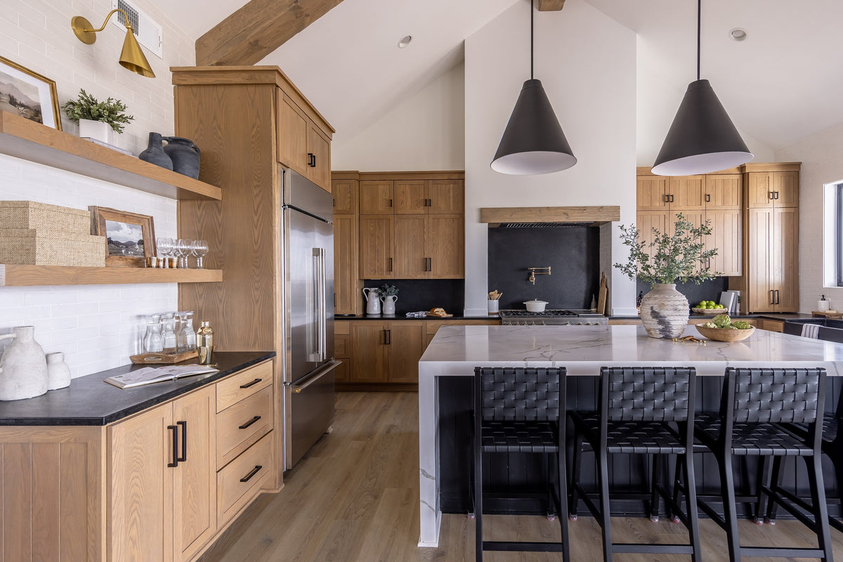 Valencia Corinth VALFTR126 European Oak (Heartwood)