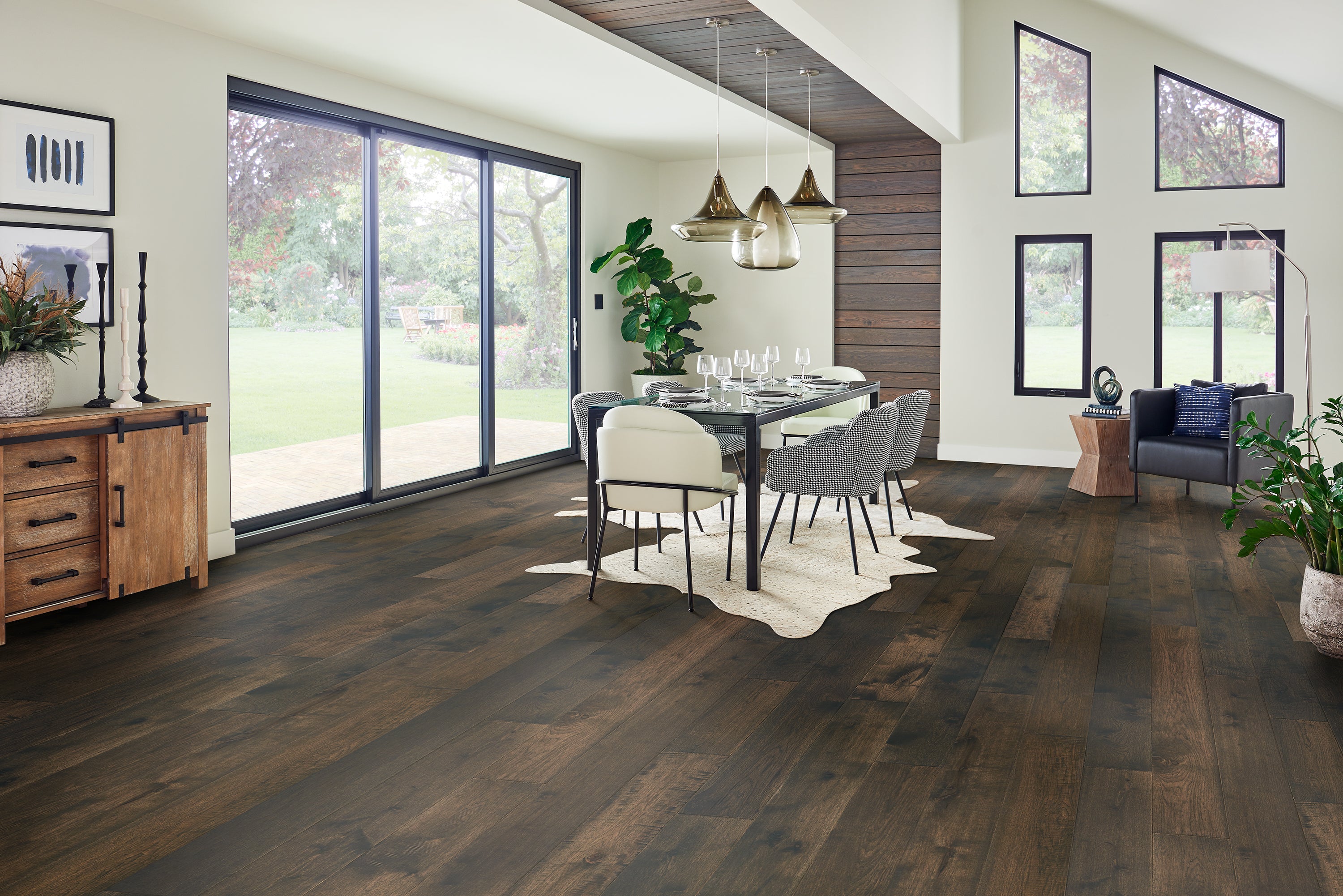 Hardwood Dark Gray EHRL73L75H Historic Reveal Good