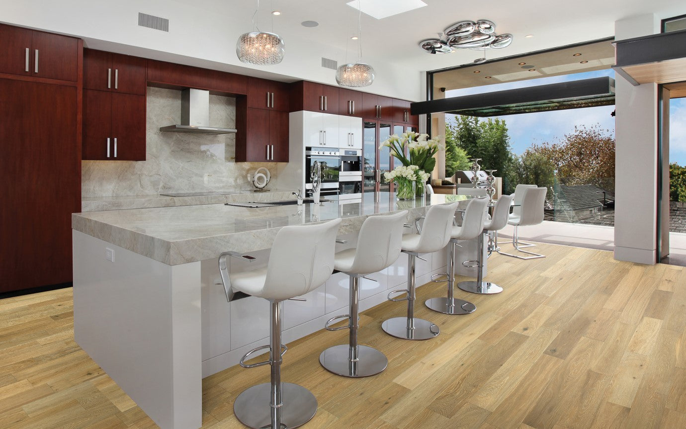 Hardwood  Hamptons BEACH HOUSE