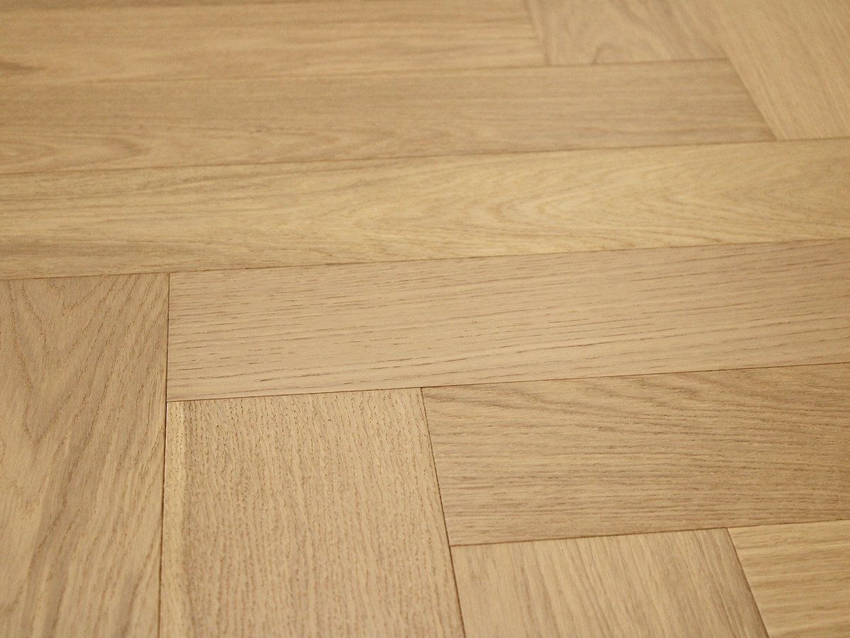 Hardwoood EUROPEAN OAK ROUSSET PROVENCE III HERRINGBONE Collection