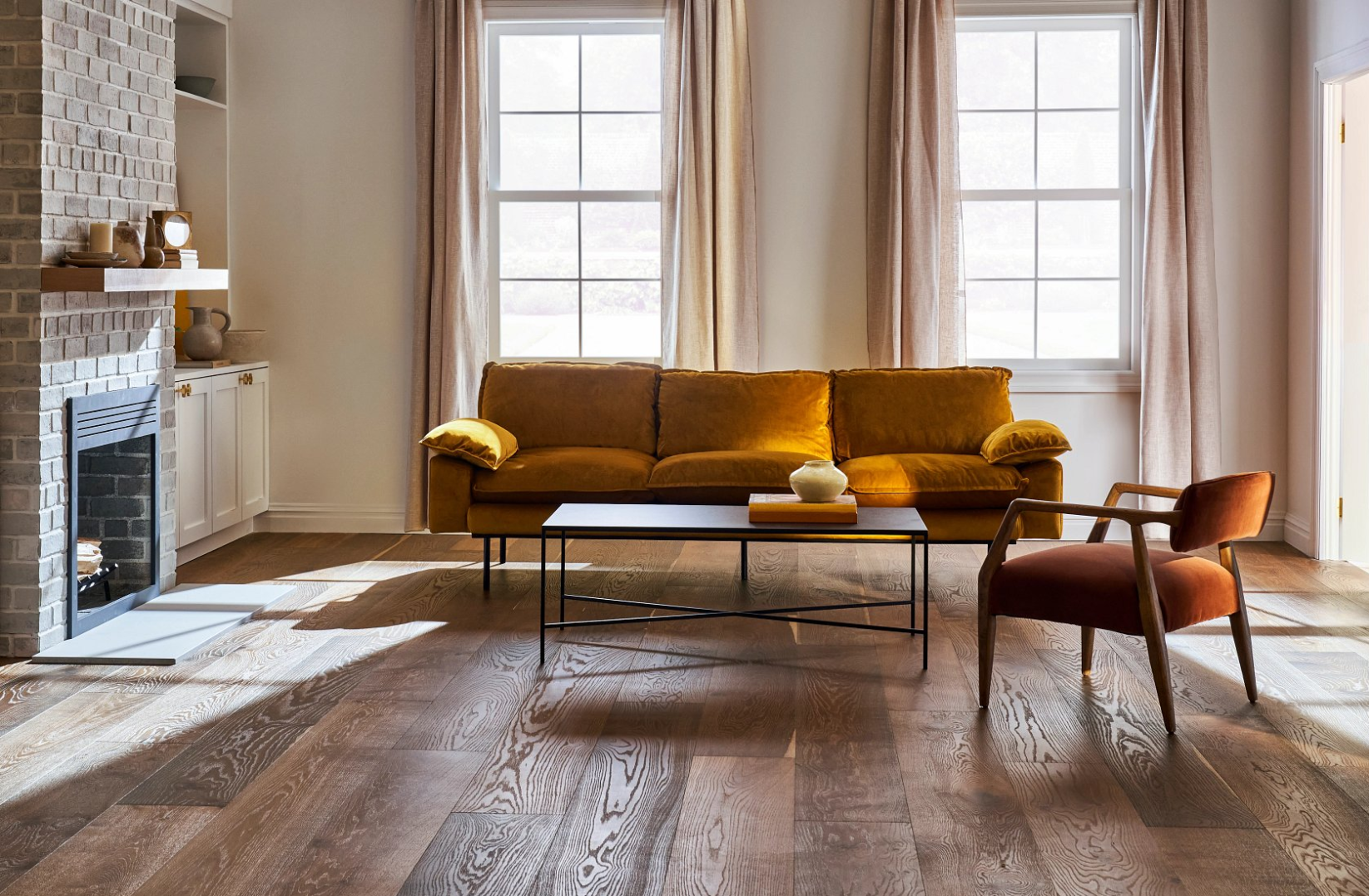 Hardwood Hatfield House AA829-17035 Anderson Tuftex Wood Grand Estate Collection