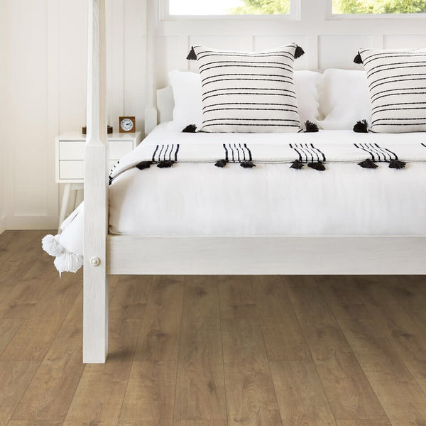 Special First Quality Laminate Ridgeline Beige  02031_HL452 Mountain Oak