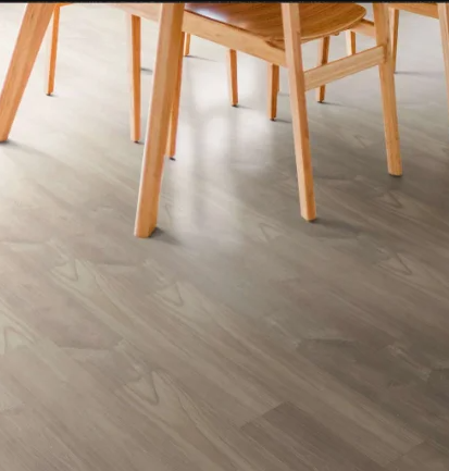 Special First Quality Laminate Chiseled Oak 7-3/4″ SL448-07723 Intrigue