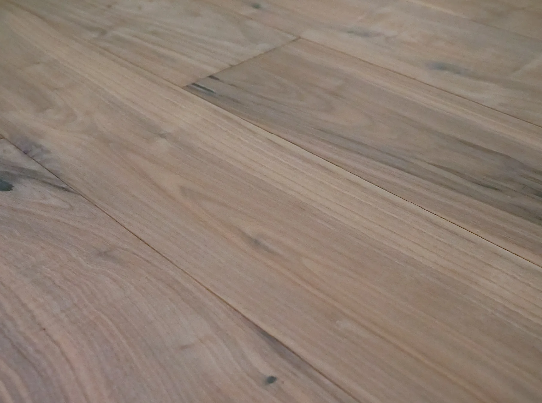 Hardwood WALNUT CLARION SYLVANIA
