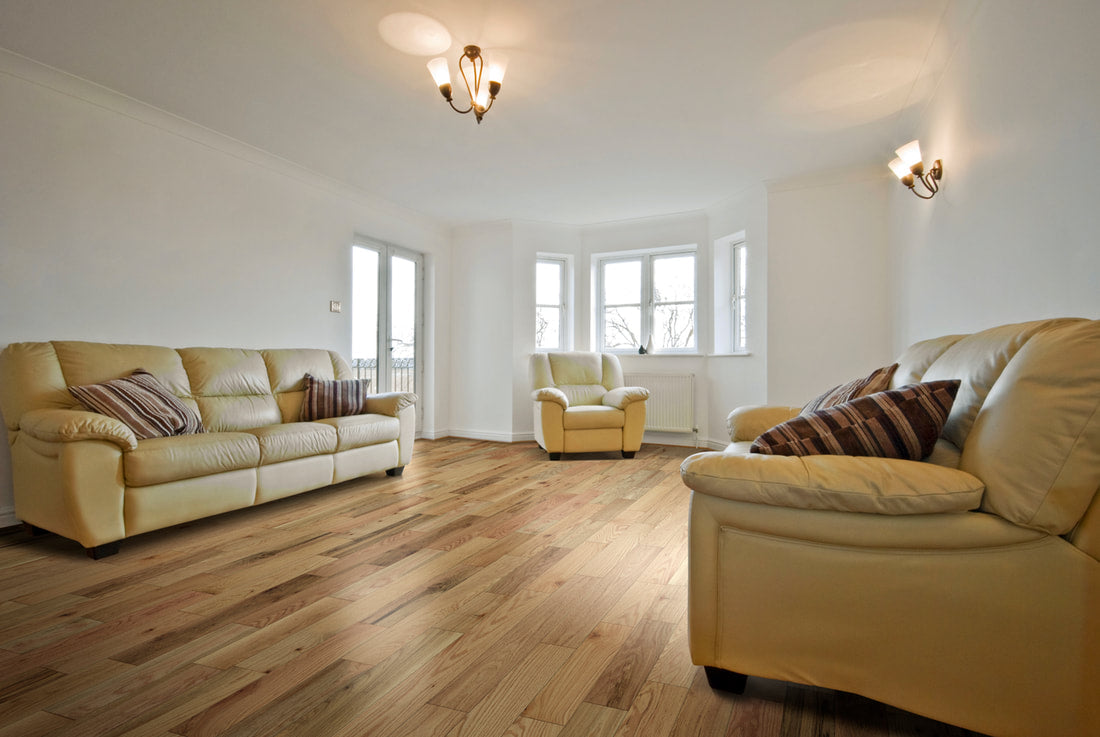 WFS Natural Red Oak Saybrook Solid Hardwood