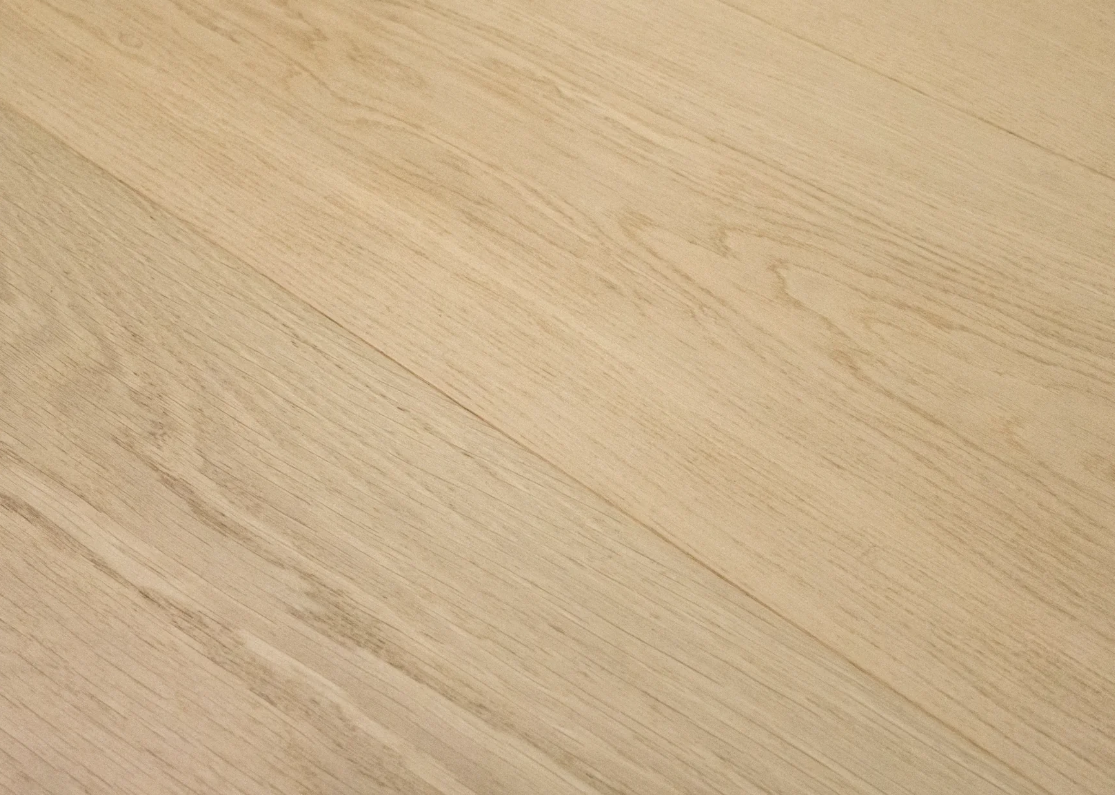 Hardwood THYON LA GRANDE