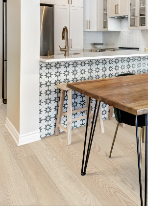 Special First Quality Vinyl Covington - 827 WOODBURY HEIGHTS