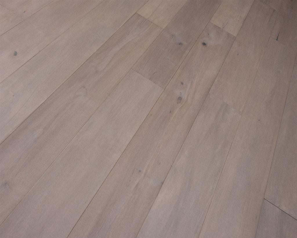 Hardwood Champagne SVHM12C7 Sonoma Valley Collection