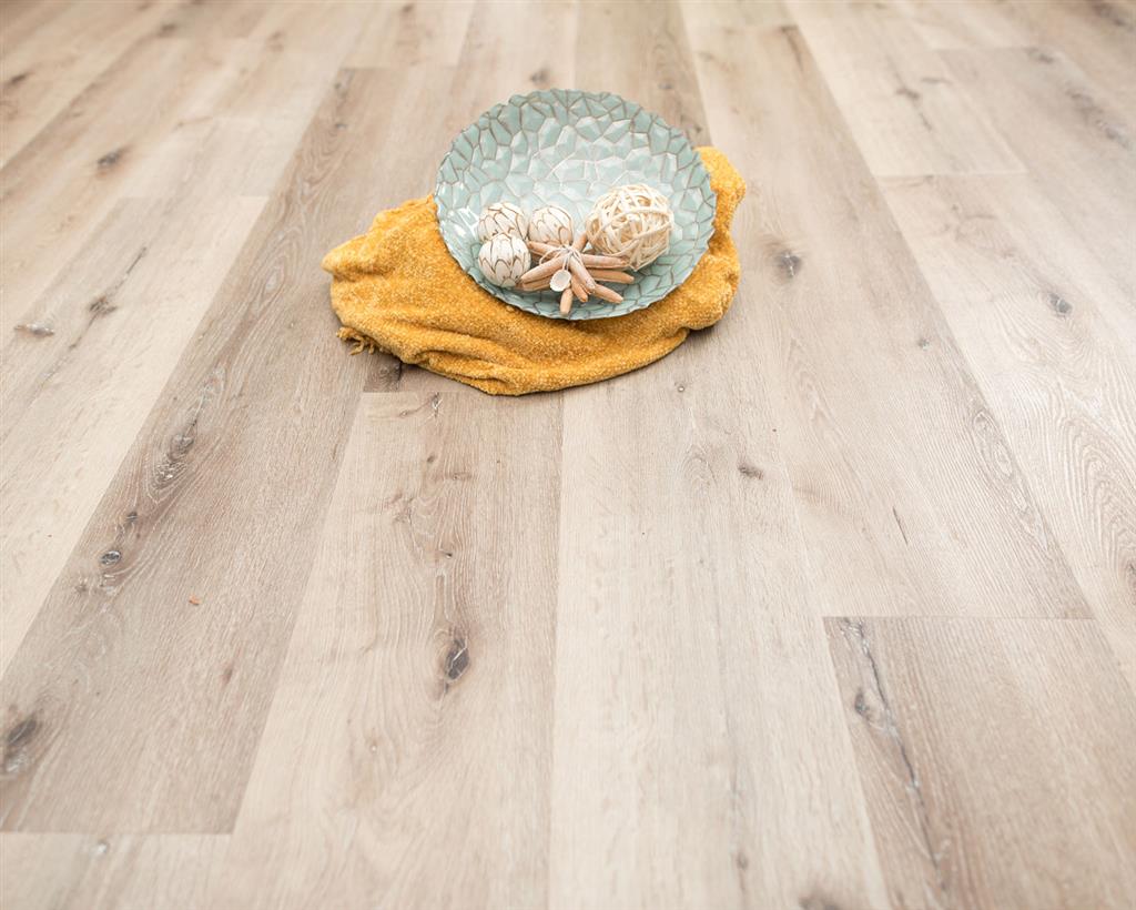 Vinyl White Oak Anise EVP7AN9 Riverside Collection