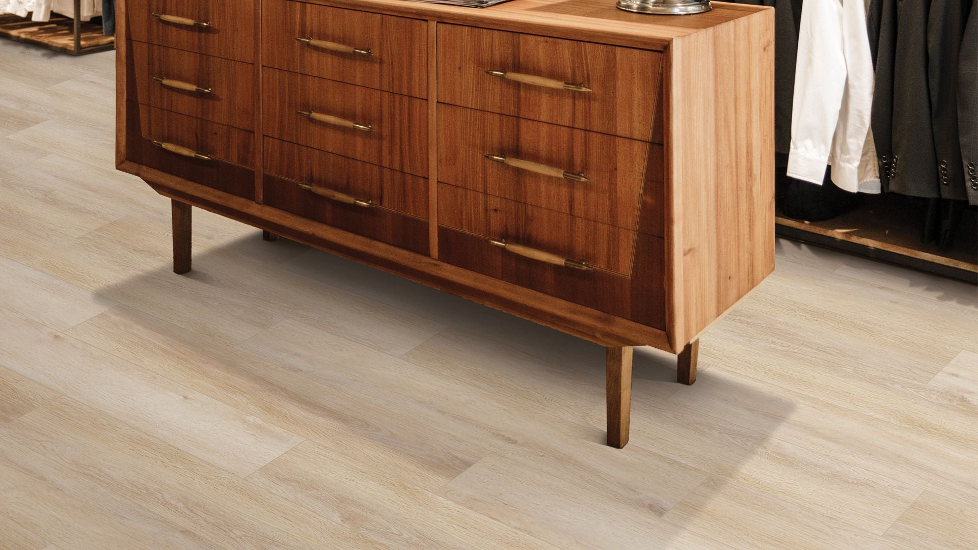 Vinyl Aldergrove Oak VV492 CORETEC PRO ENHANCED PLANKS COLLECTION