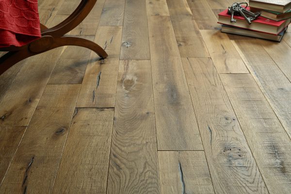 Hardwood Avery M111552  The Saybrook Collection