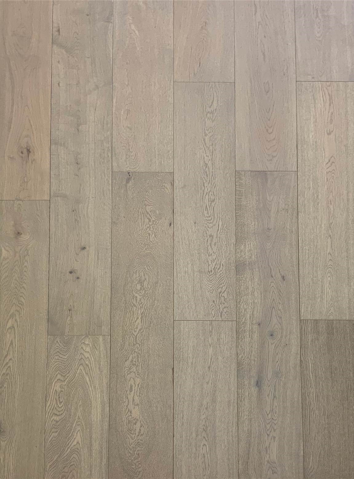 Hardwood Baltic White Oak KAG2441 Bentley Premier