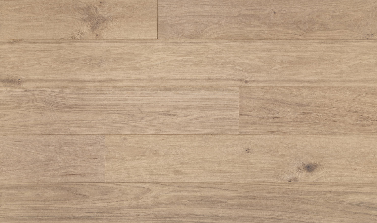 Hardwood  Champagne CHE-643-CHM Chene Collection