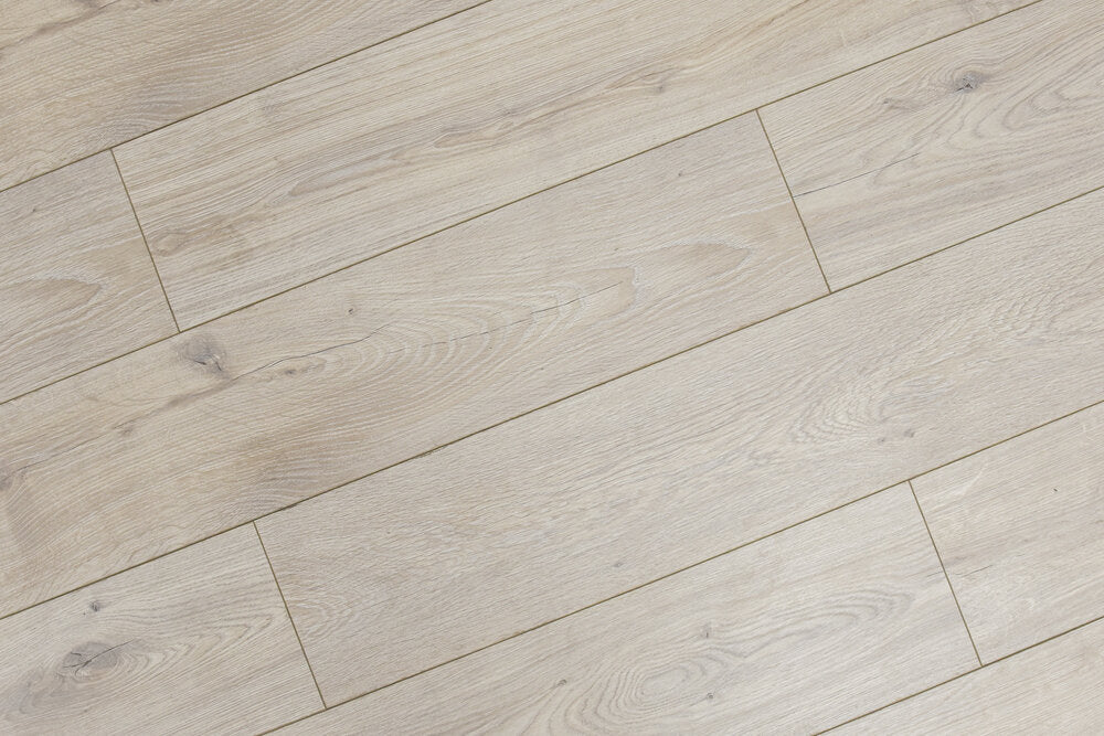 Laminate Longden Rajawali Collection