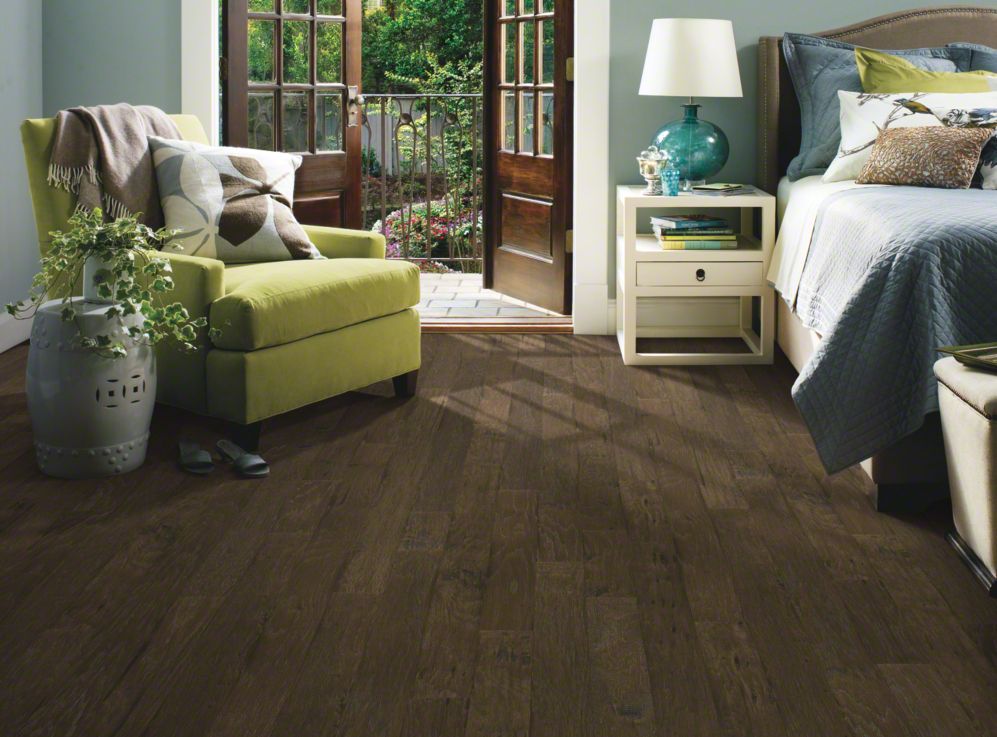 Shaw Stonehenge WYNFIELD HICKORY 5