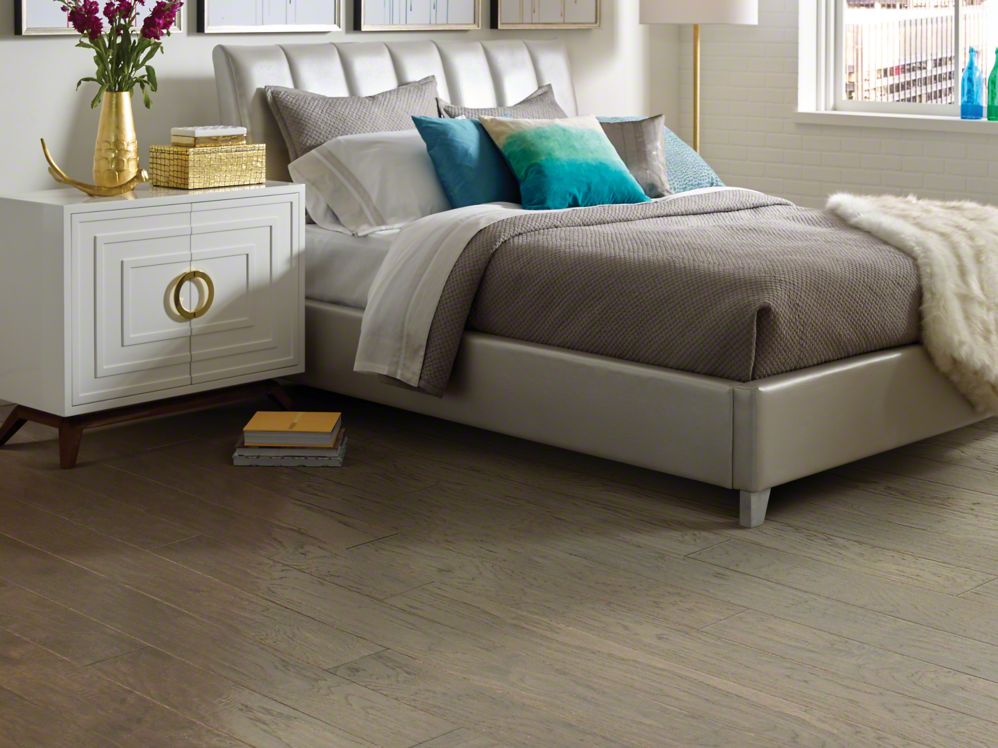 Shaw Veranda HAYDEN HICKORY
