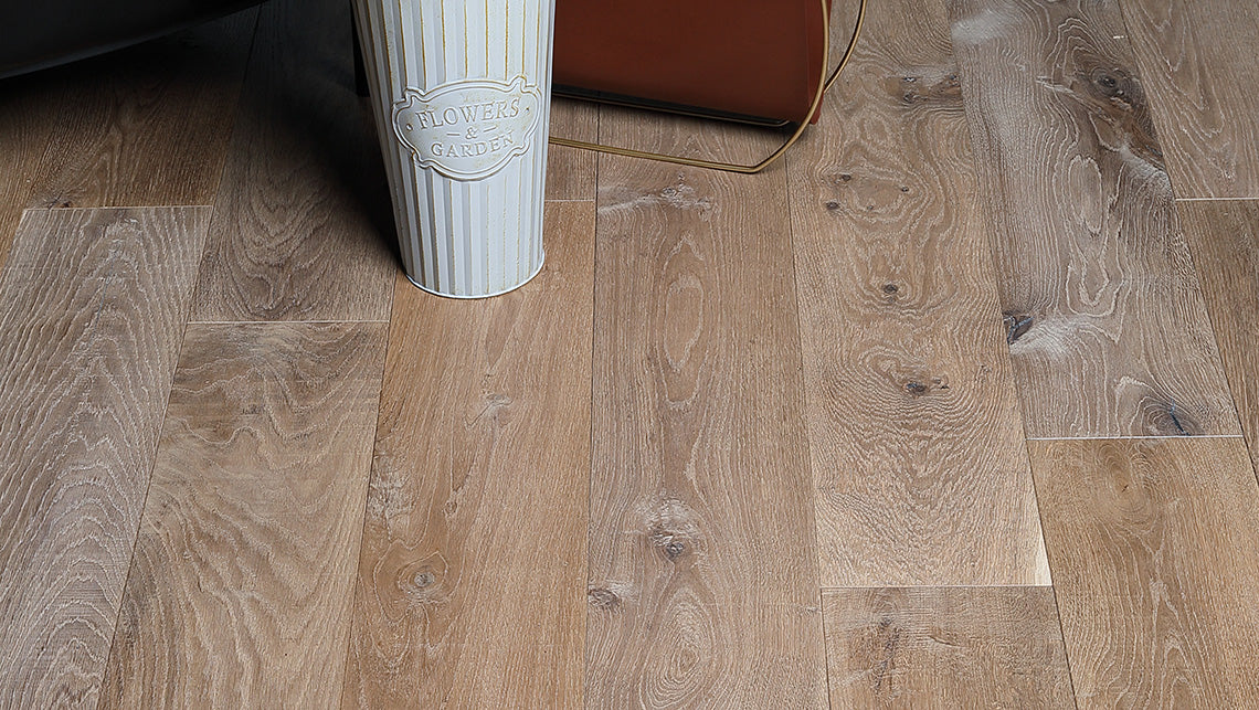 AAYERS Sophia French Oak A360706-190HBS-3 Air Collection