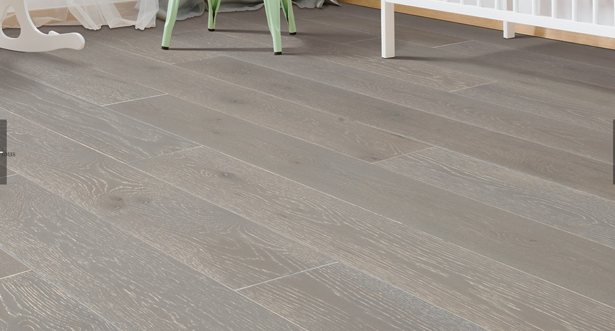 Compass Oak Coastal Couture
