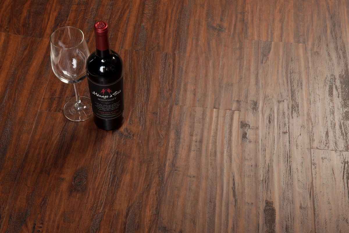 Vinyl New Walnut SPC 121 12 mil SPC